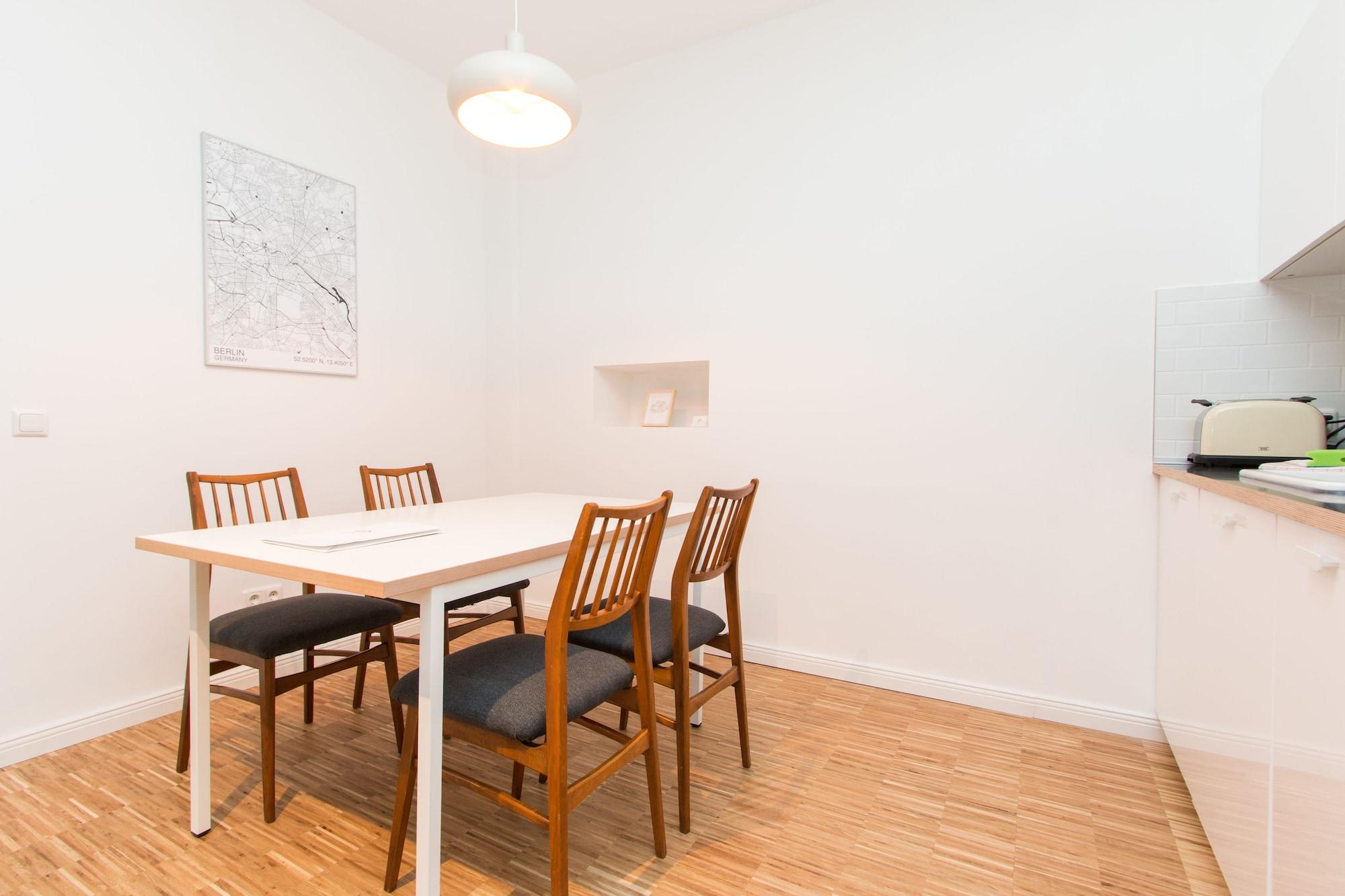 Apartment Primeflats - Aroser Allee