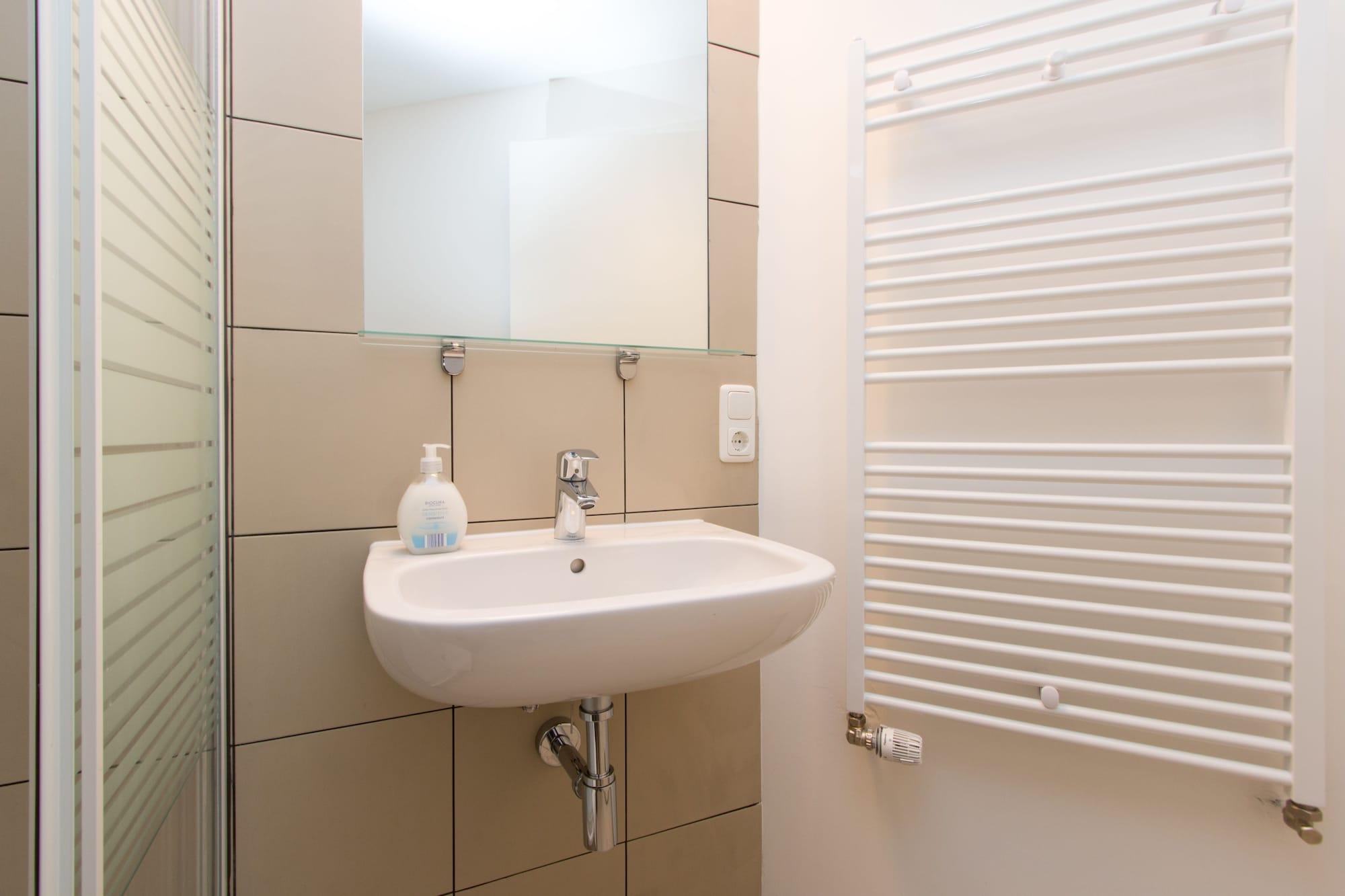 Apartment Primeflats - Aroser Allee